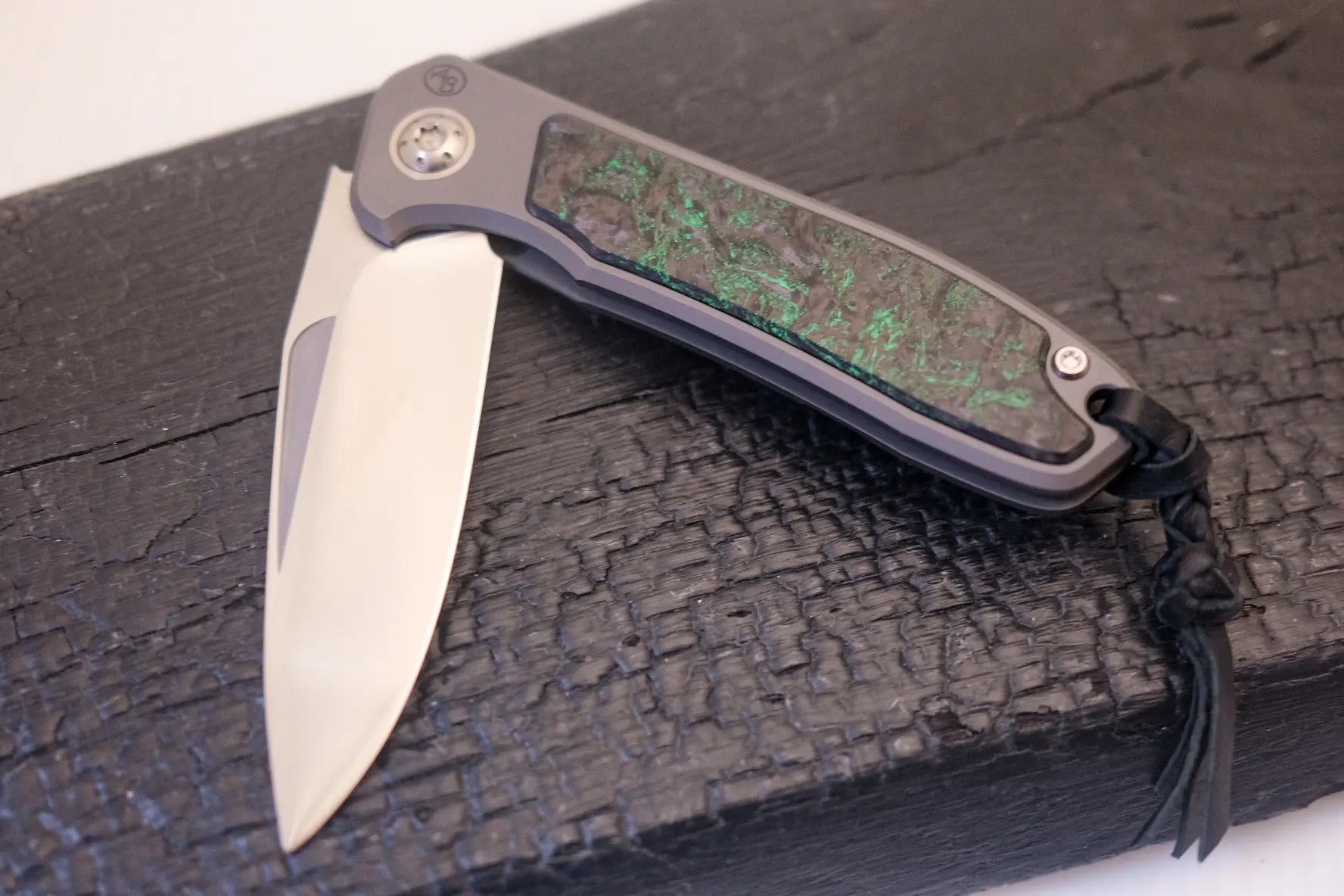 Arno Bernard Knives iMamba Dark Matter CF Glow German Edition (Zweihandöffnung)