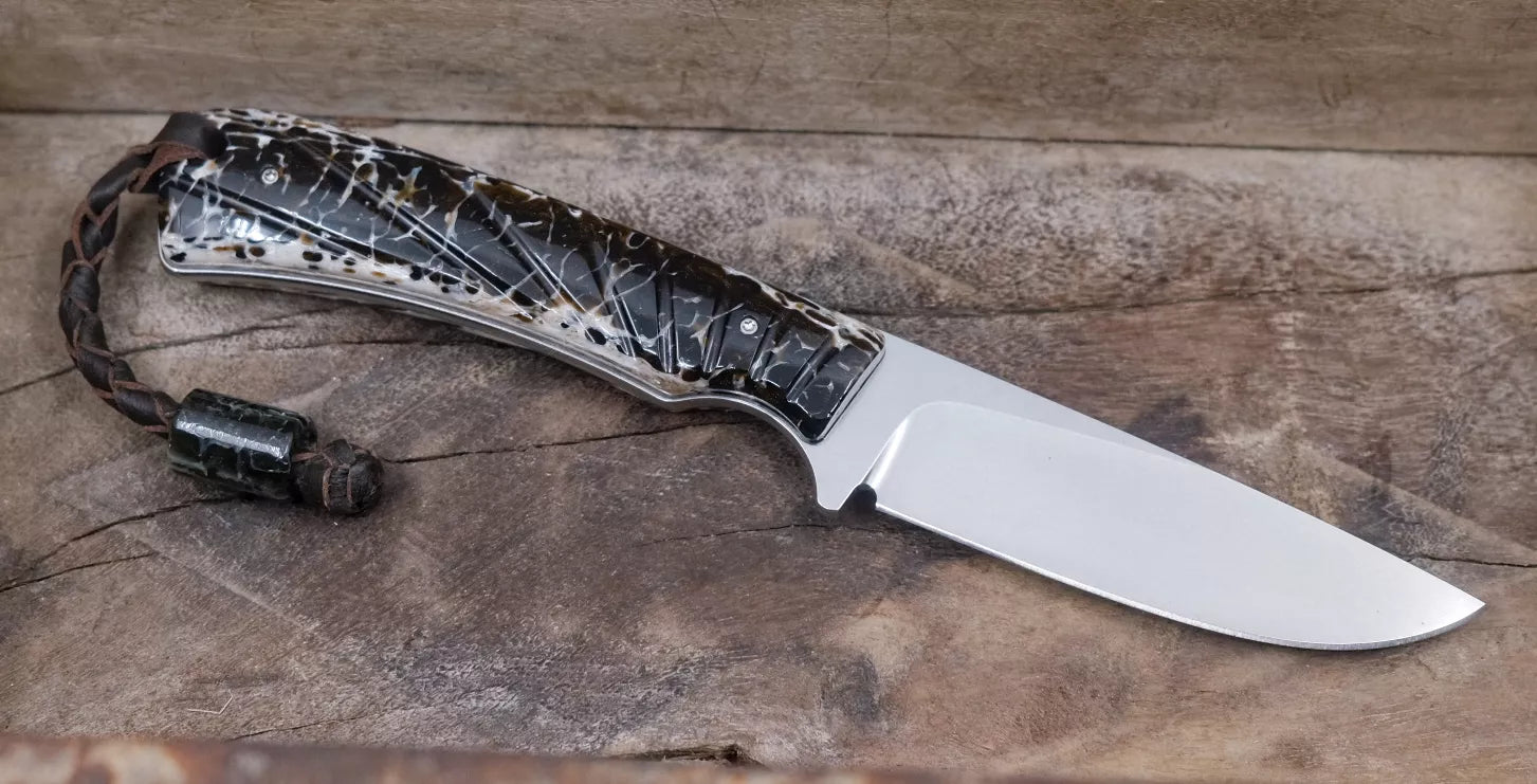 Arno Bernard Knives Badger – N690 Kudu Schwarz-Weiß