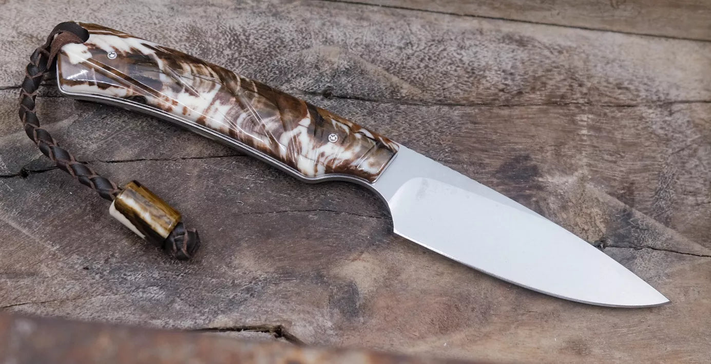 Arno Bernard Knives Marmoset mit Dyed Warthog dunkel