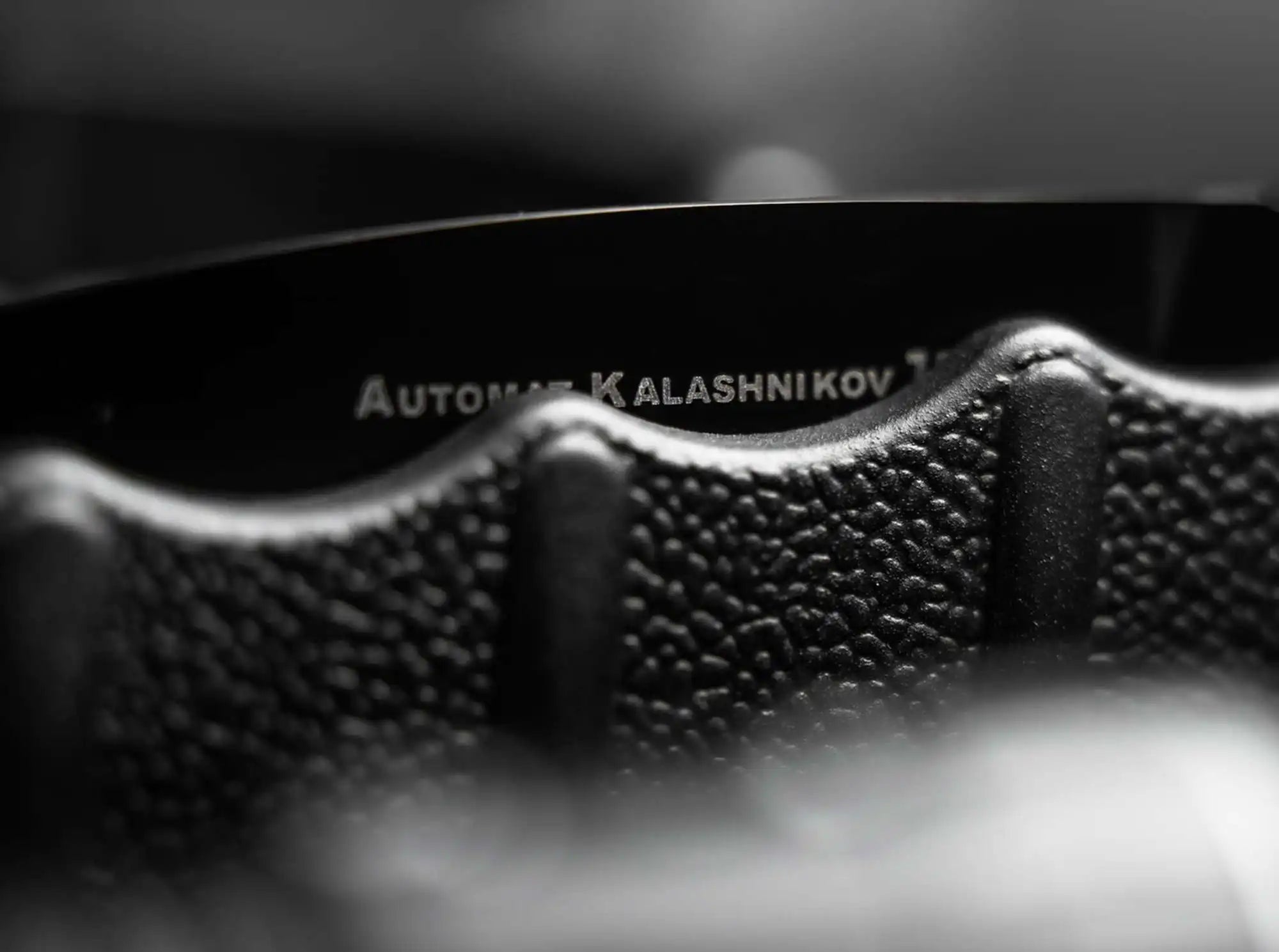 Böker Plus Kalashnikov Nonlock 42 Spearpoint