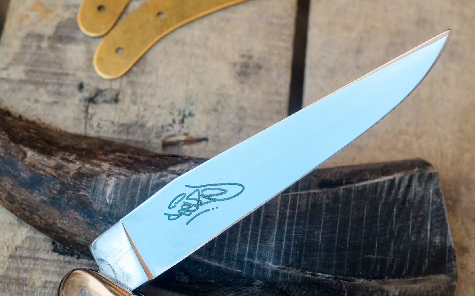 Forge de Laguiole Seize Taschenmesser – Sublimation Street Art “Sirius”