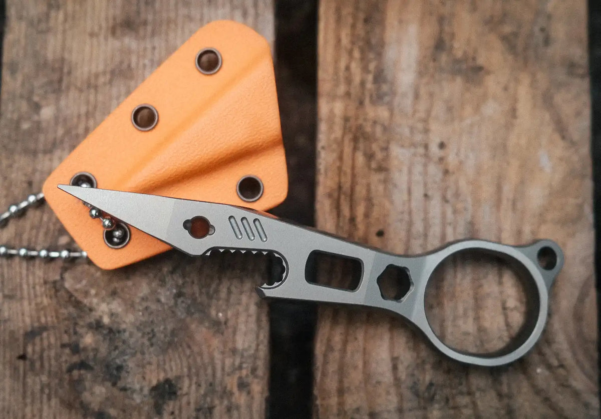 J.E. Made Shark IV Tool Stonewashed