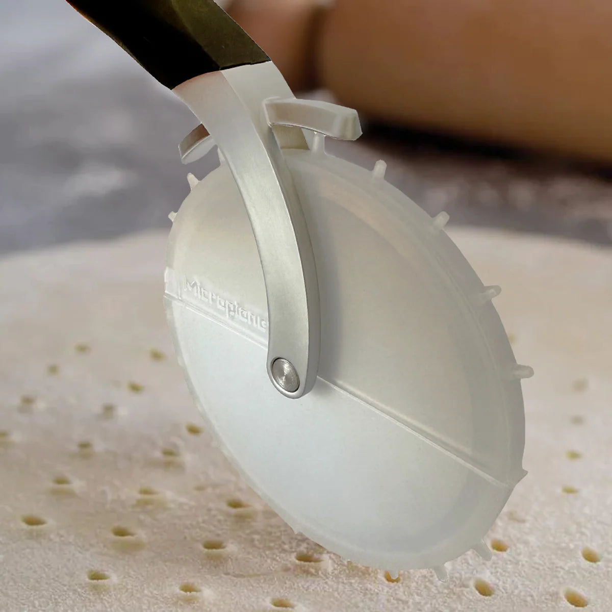 Microplane Pizzaschneider