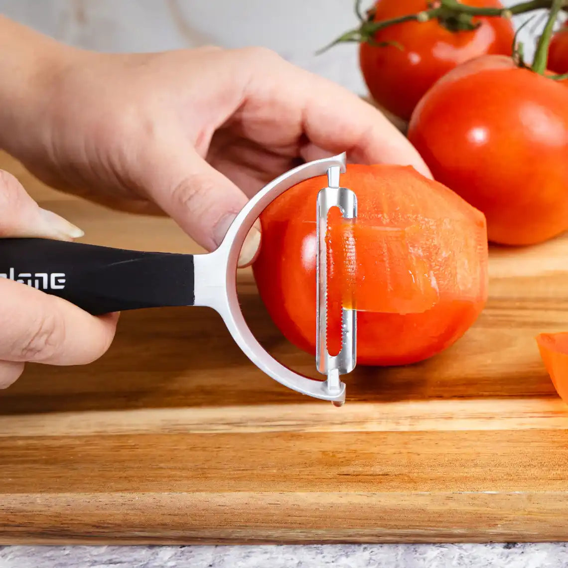 Microplane Professional Swivel Peeler serrated blade