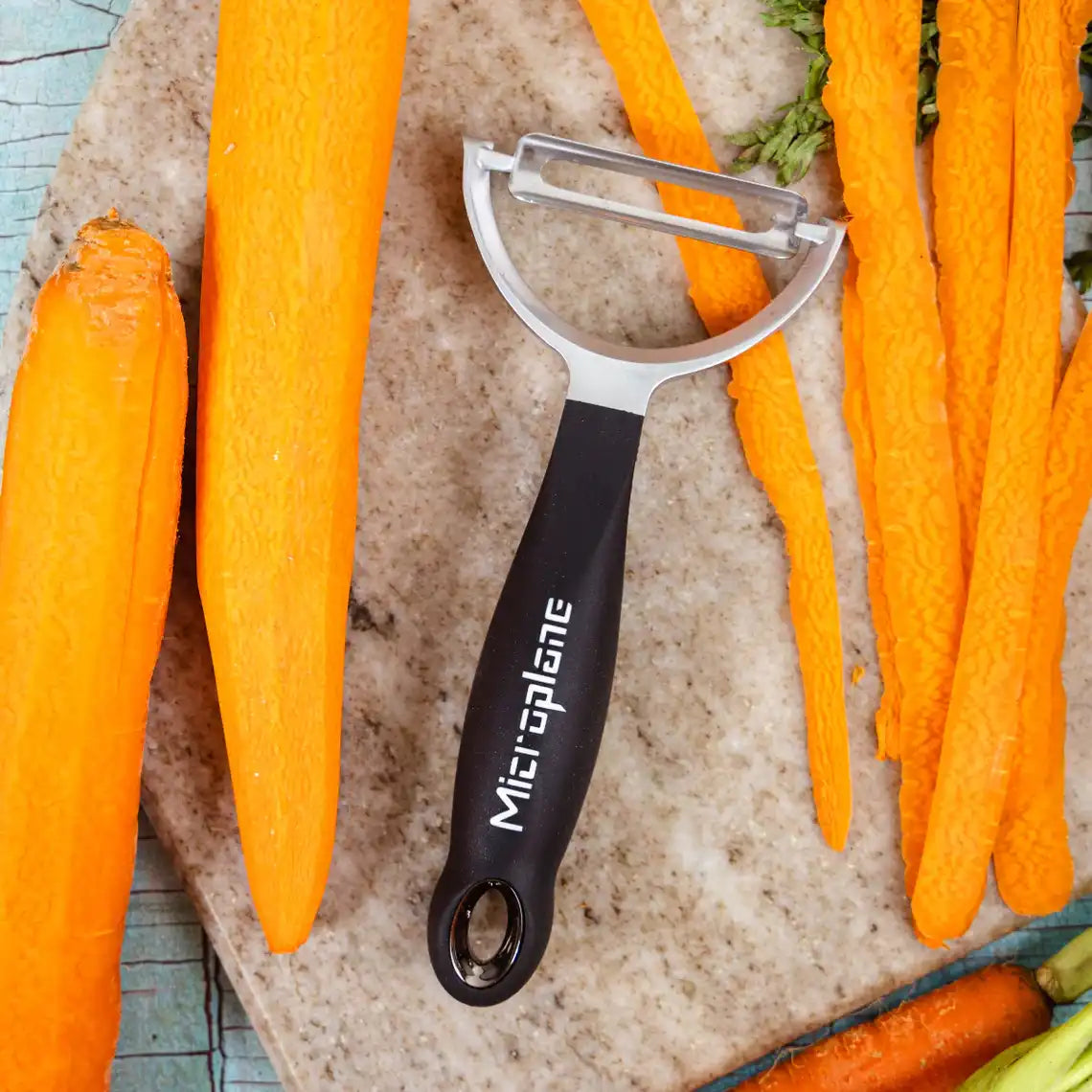 Microplane Professional Y-Peeler, smooth blade