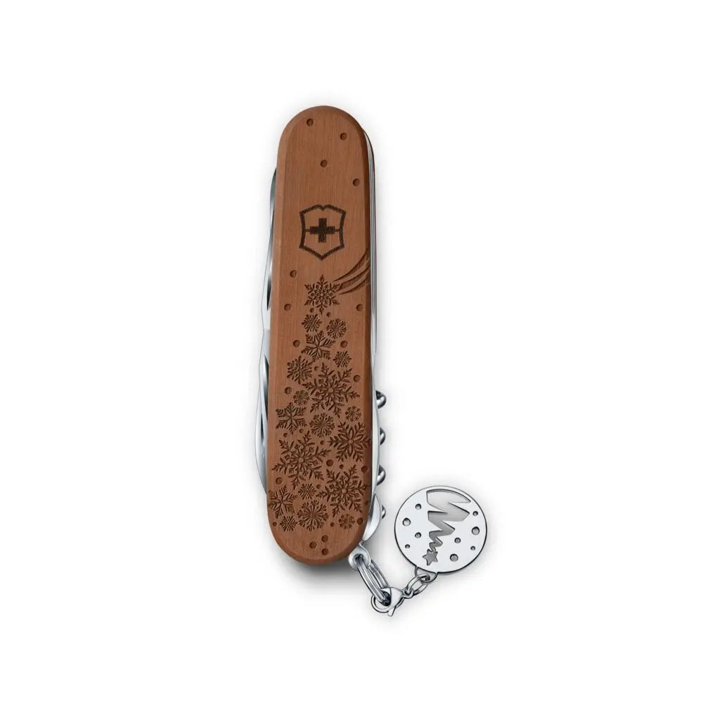 Victorinox Winter Magic 2025 Climber