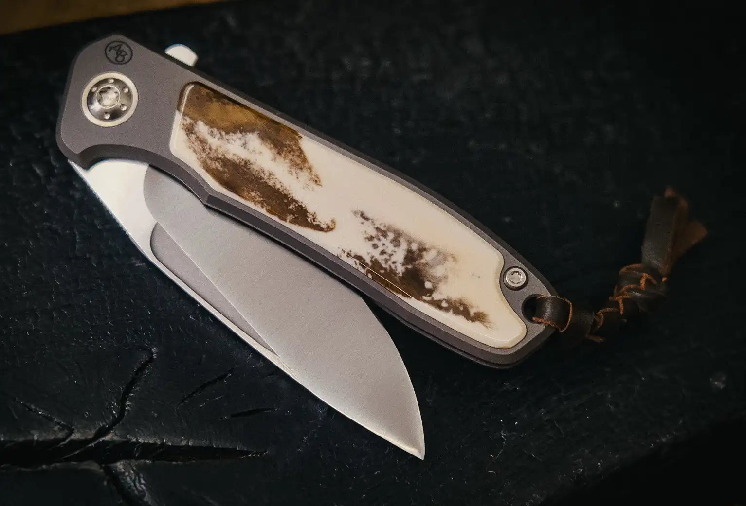 Arno Bernard Knives iMamba Dyed Warthog (Flipper, Ball Bearings, Fuller, Mirror Polished)