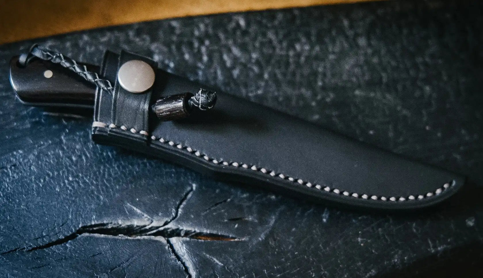 Arno Bernard Knives Fin & Fur African Blackwood