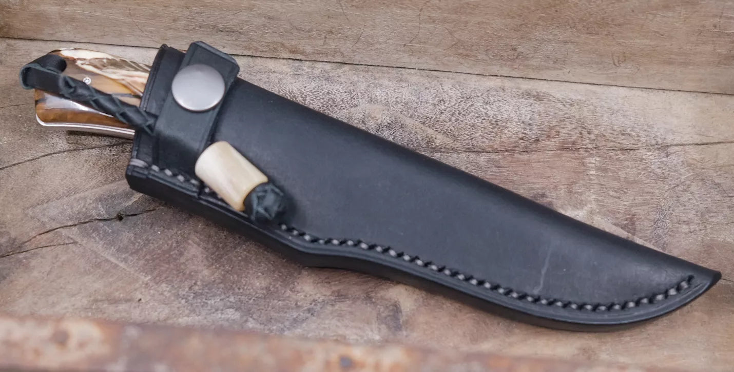 Arno Bernard Knives Badger – N690 Dyed Warthog