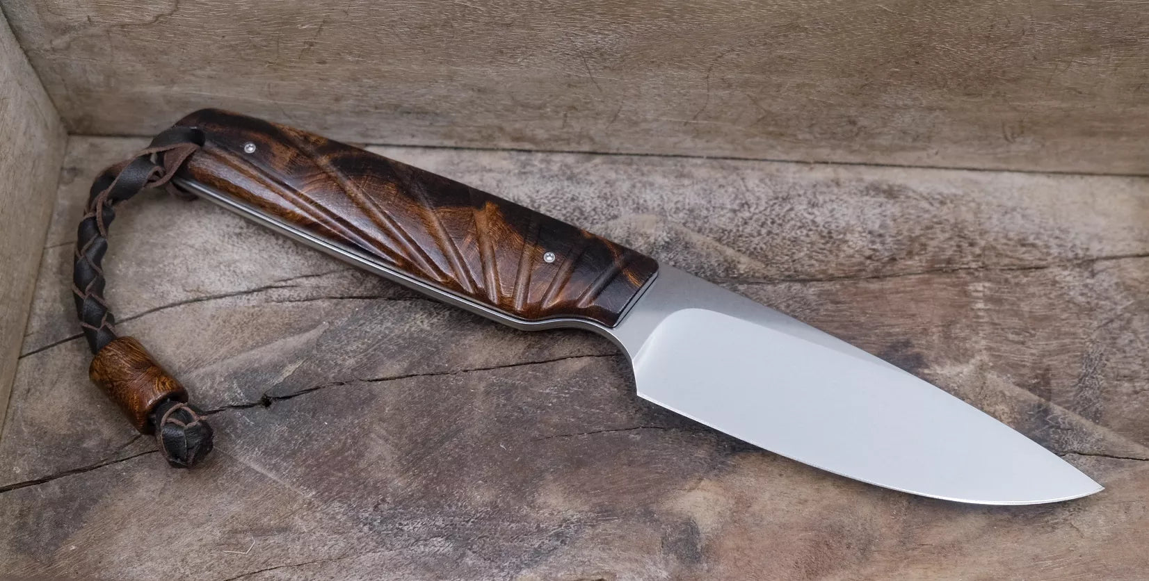 Arno Bernard Knives Bongo mit Wüsteneisenholz