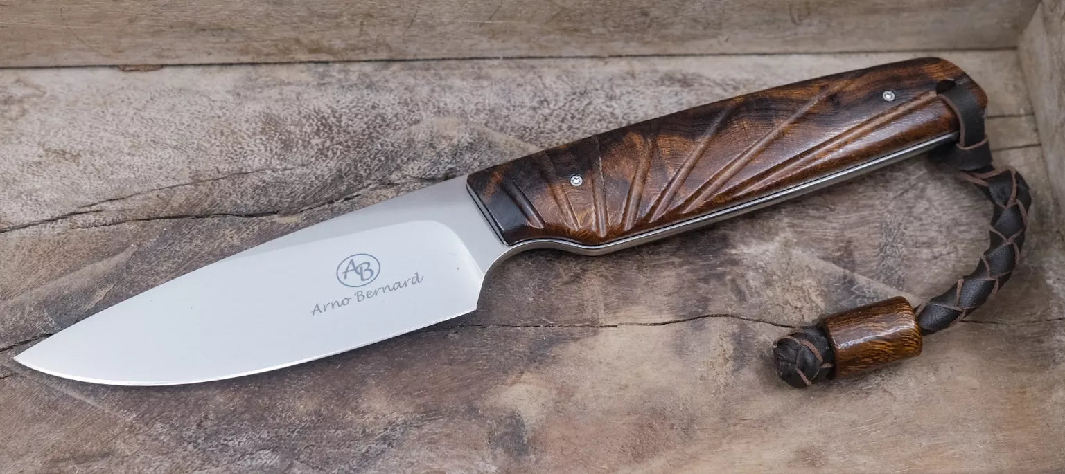 Arno Bernard Knives Bongo mit Wüsteneisenholz