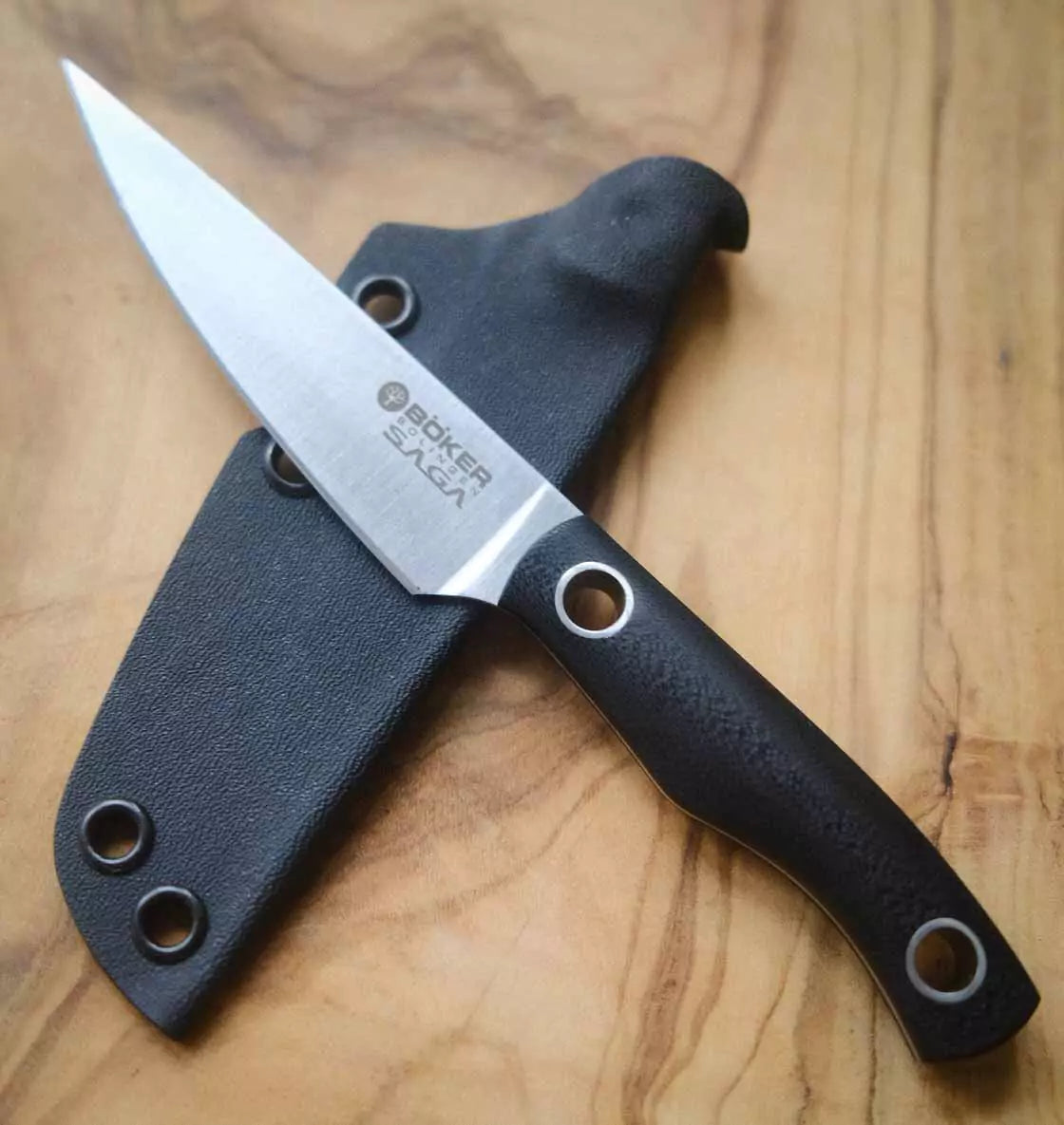 Böker Saga Spickmesser mit schwarzer Kydex-Scheide