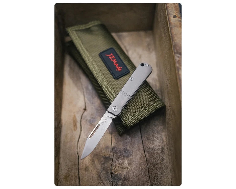 J.E Made Mini Barlow Titan S35VN