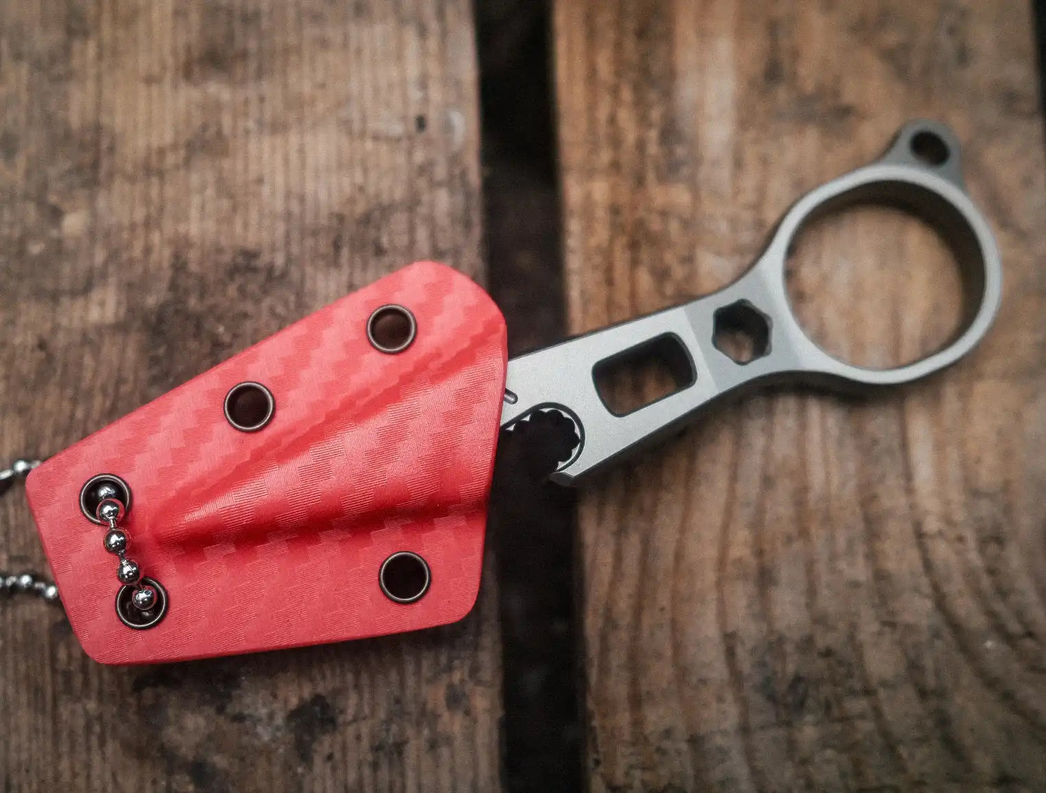 J.E. Made Shark IV Tool Stonewashed