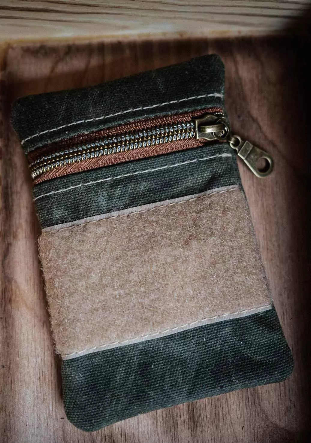 Longhunter Supply Waxed Canvas Pouch No. 15 Olive (Klettfläche optional)