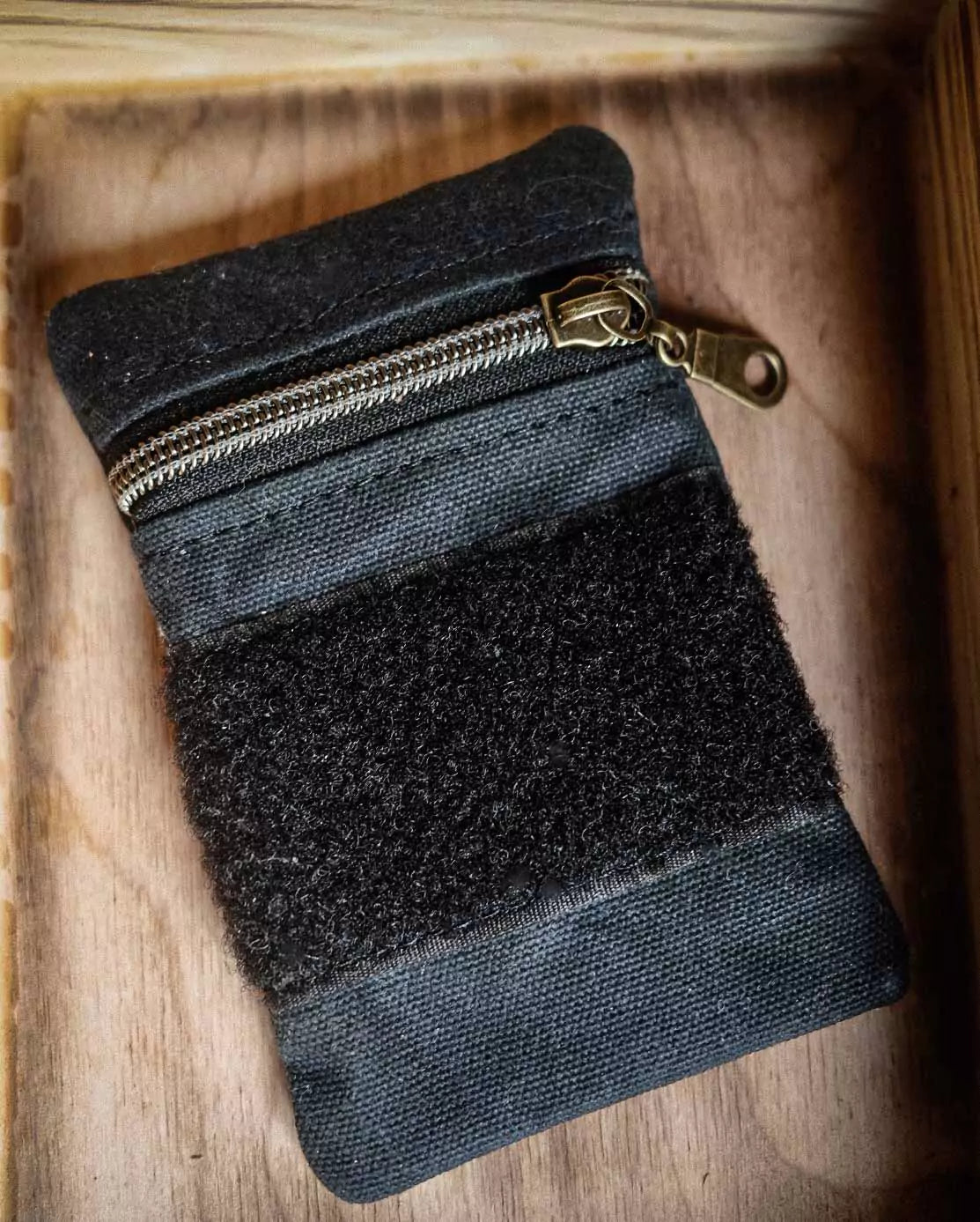 Longhunter Supply Waxed Canvas Pouch No. 15 Schwarz (Klettfläche optional)