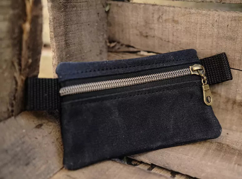 Longhunter Supply Waxed Canvas EDC Pocket Organizer mit Klett Black