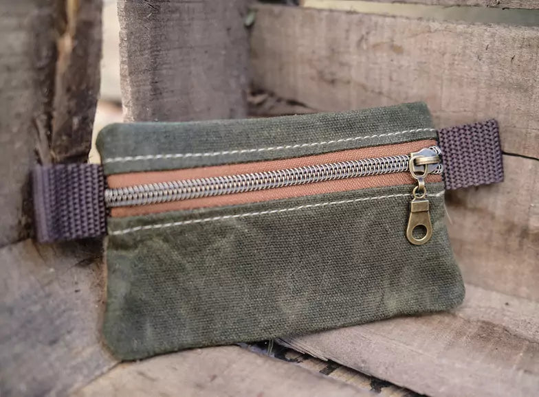 Longhunter Supply Waxed Canvas EDC Pocket Organizer mit Klett Olive