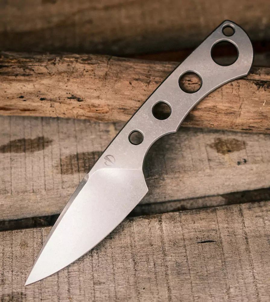 SK09 Naked – 14C28 mit Kydex-Scheide
