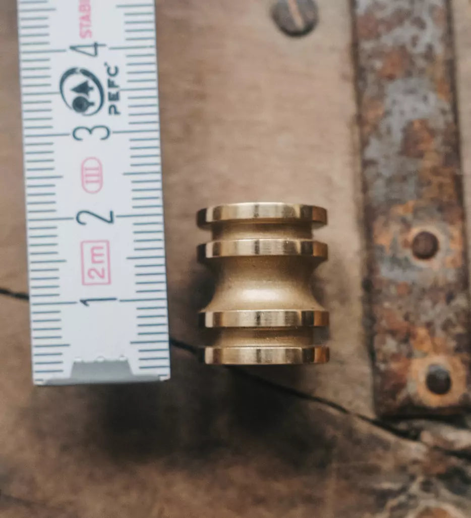Roman Pats Bead, Messing, groß, poliert