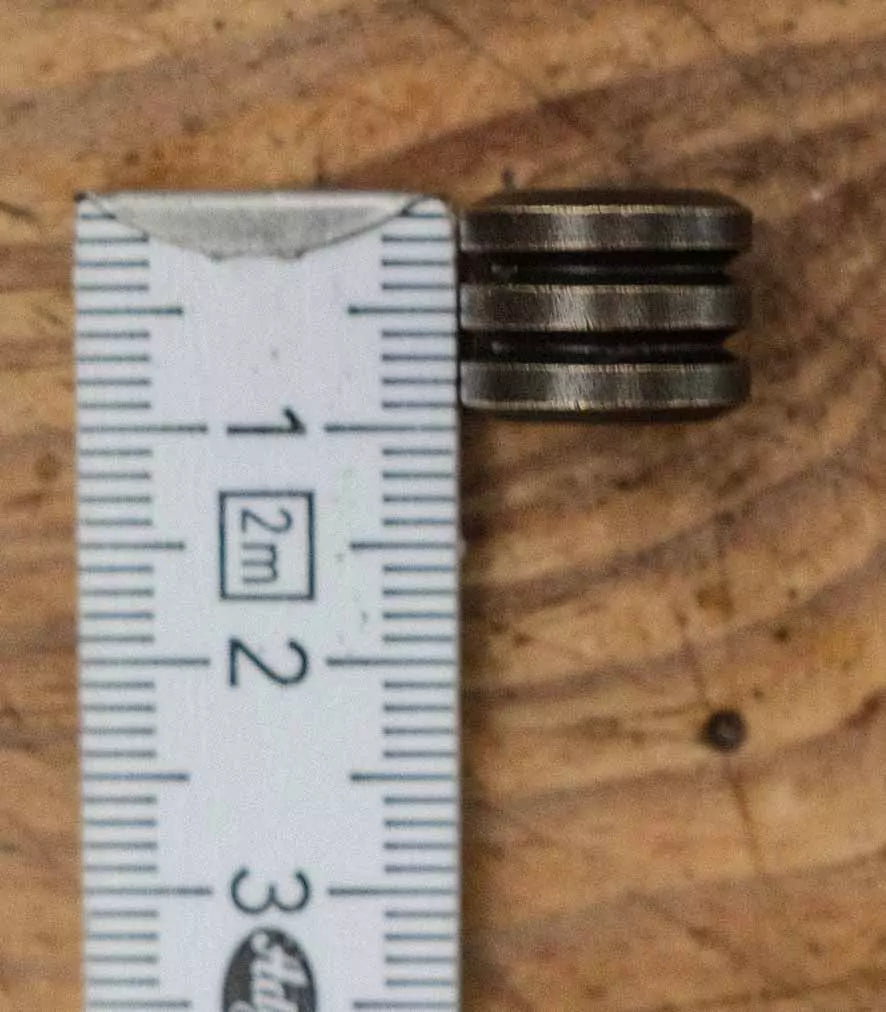 Roman Pats Bead, Messing, drei Ringe, Patina