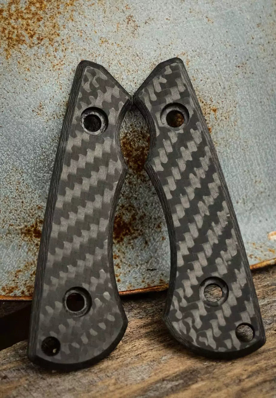 SK09 Carbongriffschalen